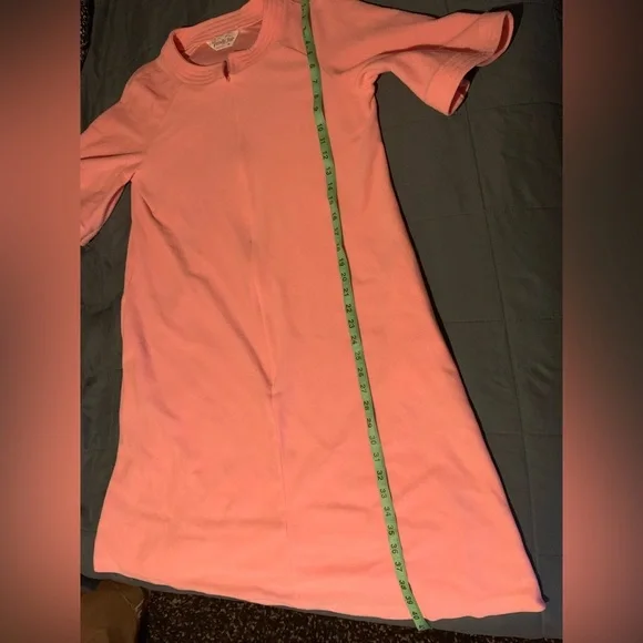 Vintage 70s Vanity Fair NWOT pink fleeced medium zip up moo moo robe pockets - Picture 3 of 8